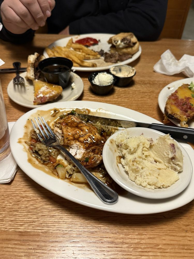 Cattleman's Roadhouse