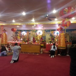 Quang Minh Temple - Inside