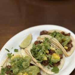 El Sirenito - Al pastor tacos!