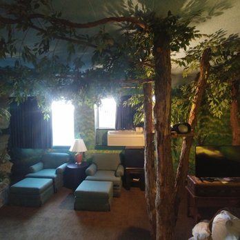 Don Q Inn - Hotels Near Me - Dodgeville, Wisconsin Don Q Inn - Hotels Near Me - Dodgeville, Wisconsin