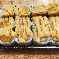 Hikari Sushi House - Spicy Kani rolls