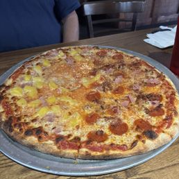 Half Hawaiian, half meat lovers Half Hawaiian, half meat lovers
