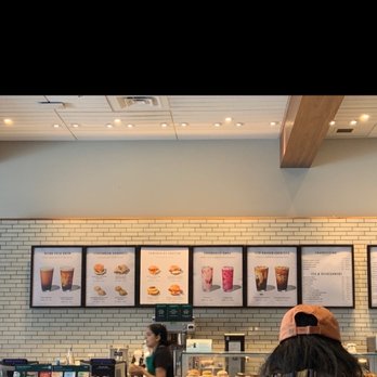 Starbucks - Coffee & Tea Near Me - Oak Harbor, Washington