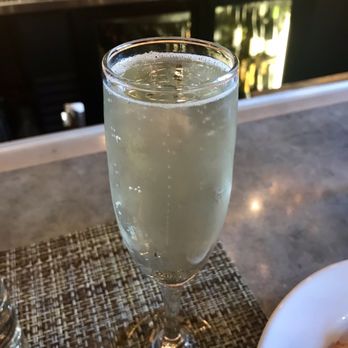 Zut On Fourth - Prosecco - Mediterranean Near Me - Berkeley, California