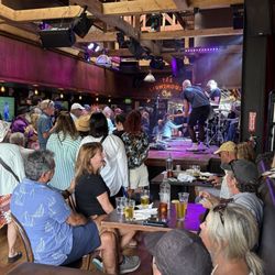 The Lighthouse Cafe - Live music ! Hb