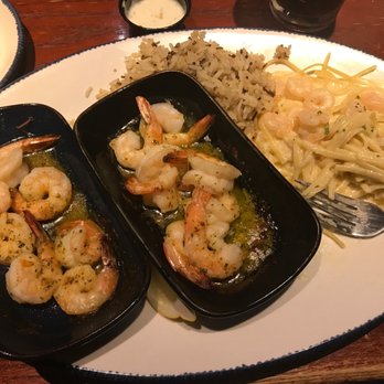 Red Lobster - Garlic Shrimp Scampi & Shrimp Linguini Alfredo - Seafood Near Me - Waterford Township, Michigan Red Lobster - Garlic Shrimp Scampi & Shrimp Linguini Alfredo - Seafood Near Me - Waterford Township, Michigan