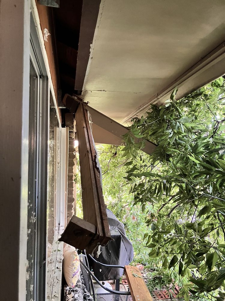 Slide of Capitol Roofing & Construction