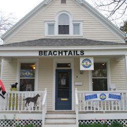 Beachtails - Our little "doghouse"