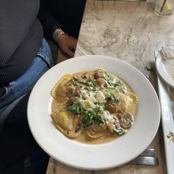 Papa Vinos Italian Kitchen - Mushroom ravioli