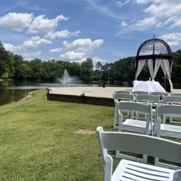 Beautiful lake on the grounds. Beautiful lake on the grounds.