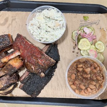 Smokemade Meats + Eats - Brisket, pork belly, pork ribs. Potato salad, pickles and onions, pinto beans - Barbeque Near Me - Orlando, Florida Smokemade Meats + Eats - Brisket, pork belly, pork ribs. Potato salad, pickles and onions, pinto beans - Barbeque Near Me - Orlando, Florida