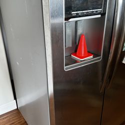 Garden Isle Appliance Service - Dispenser under repair