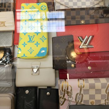 Article Consignment Boutique - Women's Clothing Near Me - Sacramento, California