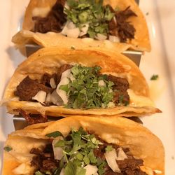 La Cantina Restaurant Bar & Grill - Tacos a la Cantina