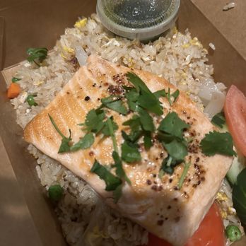 Bua Thai Kitchen - Garlic fried rice with salmon - Thai Near Me - Albany, California Bua Thai Kitchen - Garlic fried rice with salmon - Thai Near Me - Albany, California