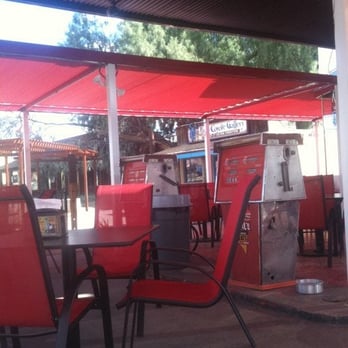 Big Earl's Greasy Eats - Patio dining at its finest! - American Near Me - Cave Creek, Arizona Big Earl's Greasy Eats - Patio dining at its finest! - American Near Me - Cave Creek, Arizona