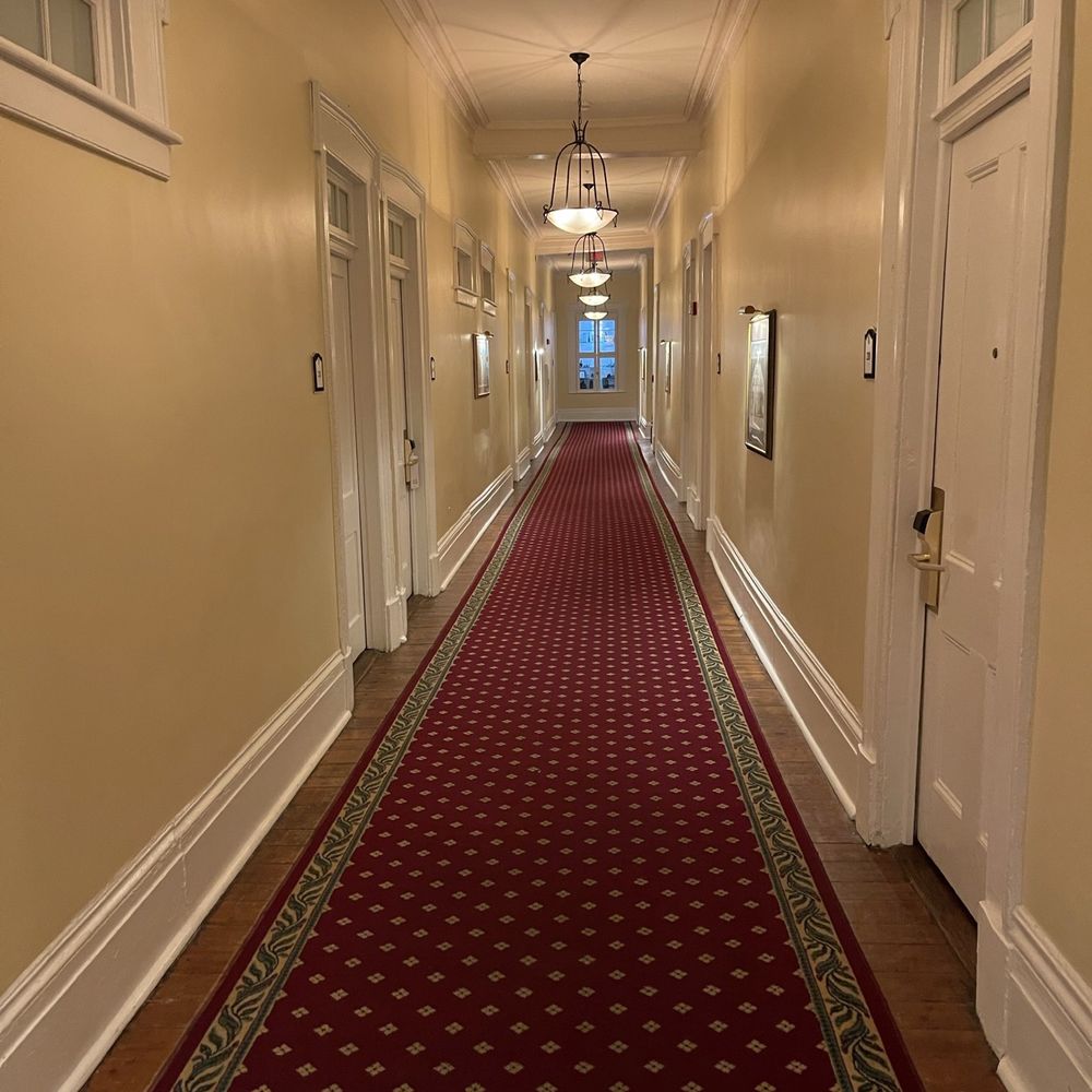 The Marshall House - Hotels Near Me - Savannah, Georgia