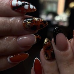 Lacquer Gallery