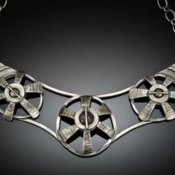 Miya Gallery - Contemporary handmade jewelry by Elizabeth Hake at Miya Gallery