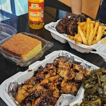Better Eats NJ - Jerk chicken with collard greens and cornbread - Soul Food Near Me - Union City, New Jersey