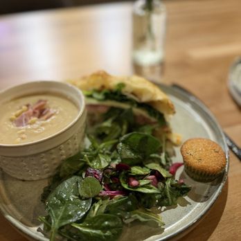 Bridge House - Cafes Near Me - Rancho Murieta, California
