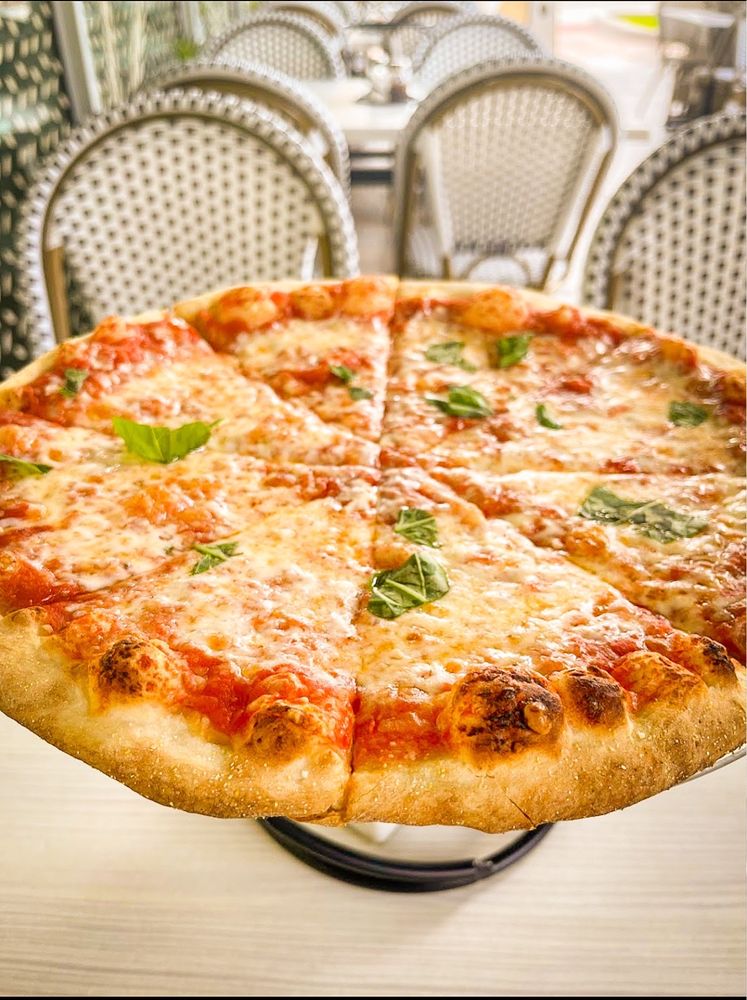 VICTOR’S PIZZA CAFE 29 Photos & 10 Reviews 10160 Forest Hill Blvd