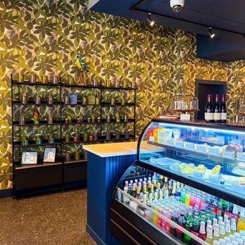 Bad Parrot Cafe - Cafes Near Me - Hallandale Beach, Florida Bad Parrot Cafe - Cafes Near Me - Hallandale Beach, Florida