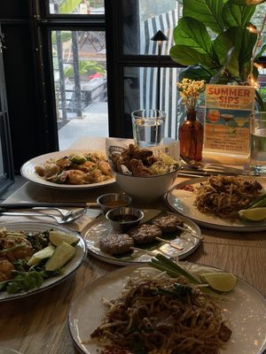 Goog Thai Cook Shop by null