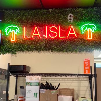 La Isla - Puerto Rican Near Me - Hamden, Connecticut