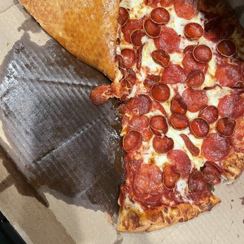 Marco's Pizza - Disgusting oil drenched pizza and box - Pizza Near Me - Grass Lake, Michigan