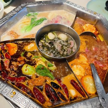 Boiling Hot Pot - Spicy, miso, Tom yum, and green onions broth (10/10) - Hot Pot Near Me - San Francisco, California Boiling Hot Pot - Spicy, miso, Tom yum, and green onions broth (10/10) - Hot Pot Near Me - San Francisco, California