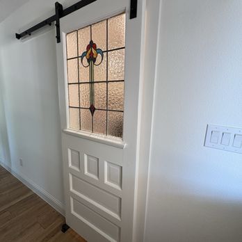 Standout Glass - Glass & Mirrors Near Me Standout Glass - Glass & Mirrors Near Me
