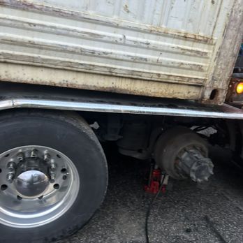 Anderson Mobile Tire Shop - Semi truck tire change - Tires Near Me Anderson Mobile Tire Shop - Semi truck tire change - Tires Near Me