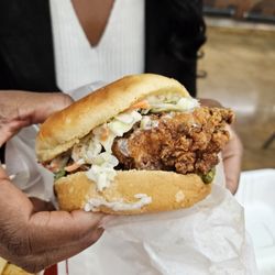 Side Chick
