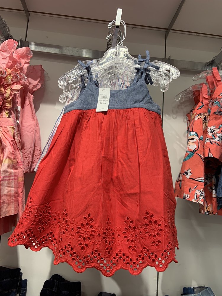 GAP FACTORY Updated August 2024 24 Photos & 45 Reviews 301 N San