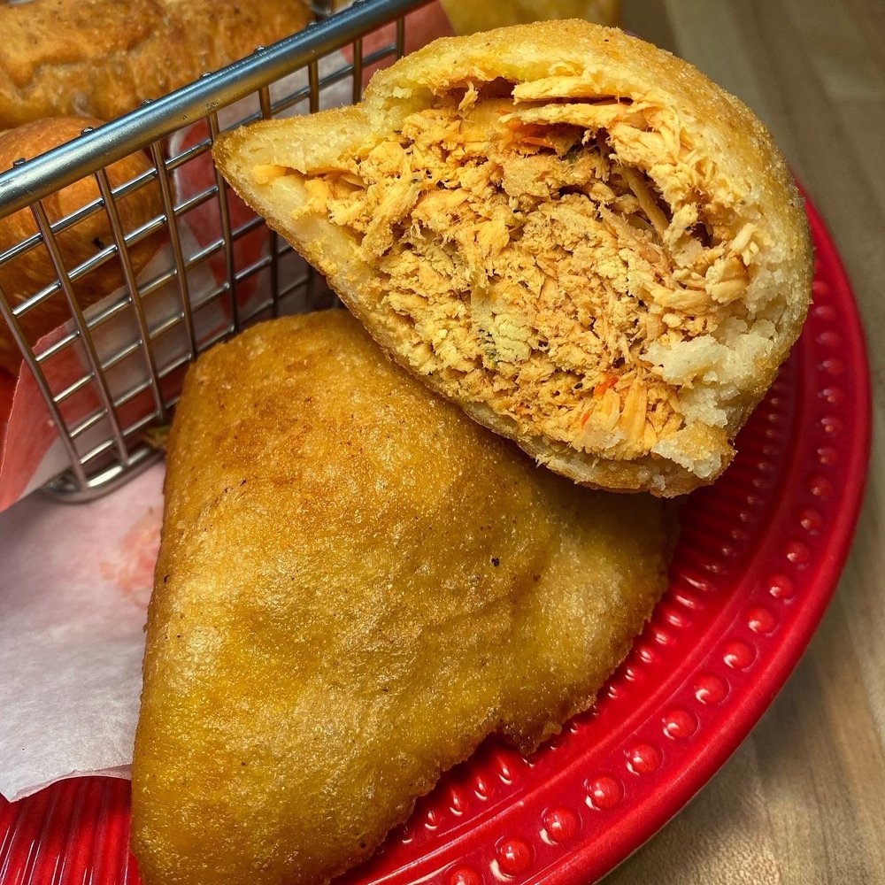 Mil Sabores - Shredded Chicken Empanada Operada - Mexican Near Me - Bridgeport, Connecticut Mil Sabores - Shredded Chicken Empanada Operada - Mexican Near Me - Bridgeport, Connecticut