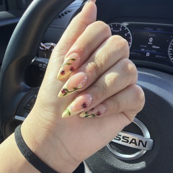 The Nails Spot - Nail Salons Near Me - Albuquerque, New Mexico
