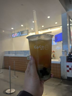 CoCo Fresh Tea and Juice by null