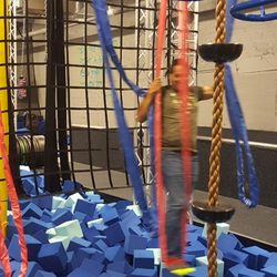 Quantum Leap - Newton's Nightmare Obstacle Course!