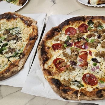 786 Degrees - Shrimp Tuscany and La Americana (meat lovers) - Pizza Near Me - Los Angeles, California