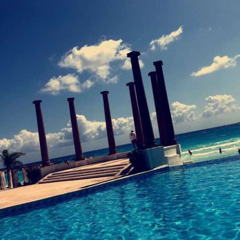 Krystal Cancún - Resorts Near Me - Cancún, ROO Krystal Cancún - Resorts Near Me - Cancún, ROO