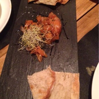Disset 17 Graus - Salmon tartare -- delicious marinade (more than half eaten by the time we remembered to take photo !) - Wine Bars Near Me - Barcelona, B