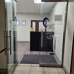 United Medical Imaging - Inglewood - Entrance to United imaging