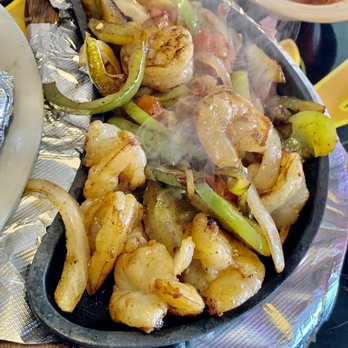 Pancho Villa - Shrimp fajitas    @hybrideater - Mexican Near Me - Lake City, Michigan