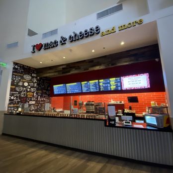 I Heart Mac And Cheese - the inside of a restaurant - Desserts Near Me - Chandler, Arizona I Heart Mac And Cheese - the inside of a restaurant - Desserts Near Me - Chandler, Arizona