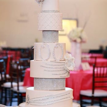 Christina's Dessertery - a wedding cake - Cupcakes Near Me Christina's Dessertery - a wedding cake - Cupcakes Near Me