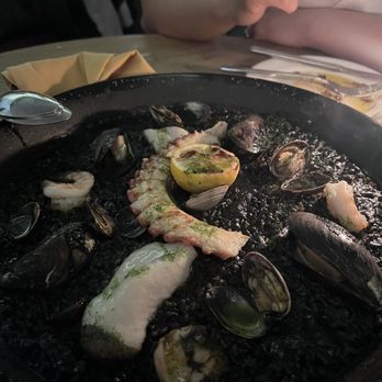El Born - Spanish Near Me - Brooklyn, New York
