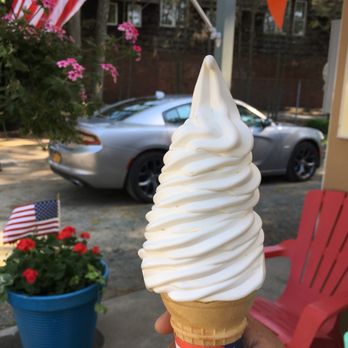 Tail Winds Ice Cream - Great soft serve, good quantity! - Ice Cream & Frozen Yogurt Near Me - Windsor Locks, Connecticut Tail Winds Ice Cream - Great soft serve, good quantity! - Ice Cream & Frozen Yogurt Near Me - Windsor Locks, Connecticut
