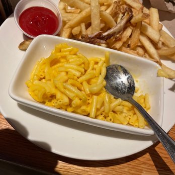 Applebee's Grill + Bar - Kraft mac n cheese - American Near Me - Riverhead, New York