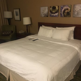 Chicago Marriott Midway - King Bed - Hotels Near Me - Chicago, Illinois